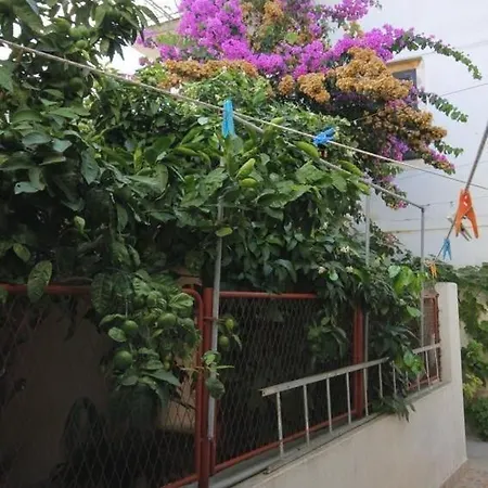 Zoki - Great Location Close To The Sea Apartment *
