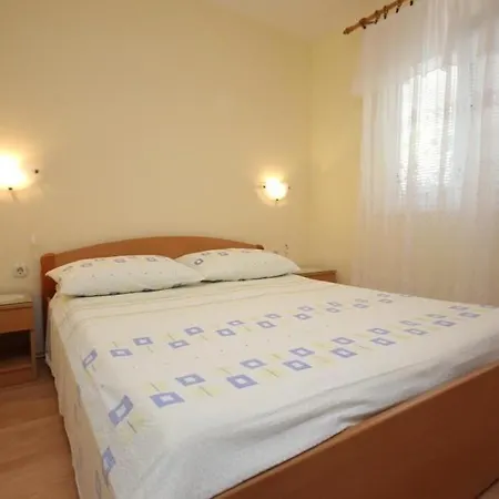 Apartment Zoki - Great Location Close To The Sea *