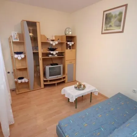 Zoki - Great Location Close To The Sea *