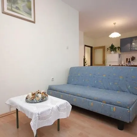 Zoki - Great Location Close To The Sea *