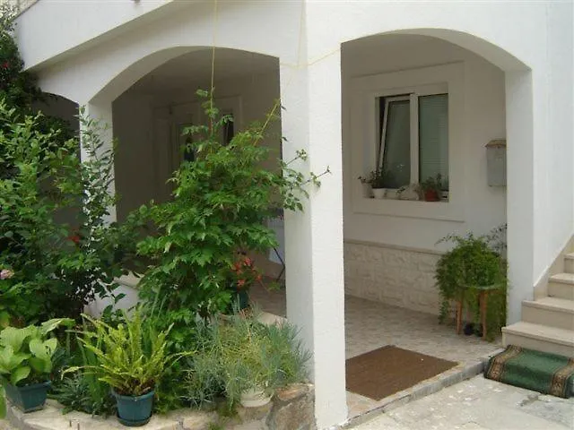 Zoki Apartamento