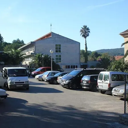 Appartement Zoki Vis